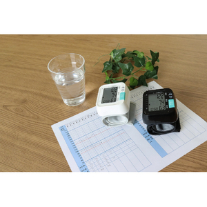 ドリテック 手首式デジタル血圧計 ブラック BM-110BK-イメージ3