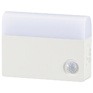 オーム電機 LEDセンサーライト 明暗+人感 屋内用 40lm 電池式 NIT-BLA6JK-WL-イメージ1