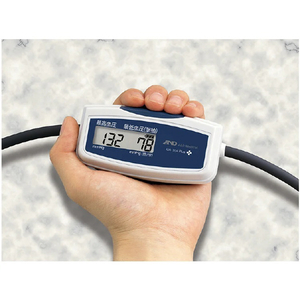 エー・アンド・デイ 上腕式血圧計(手のひらサイズの血圧計) UA-704PLUS-イメージ2